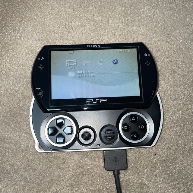 ゲームソフト/ゲーム機本体PSP go