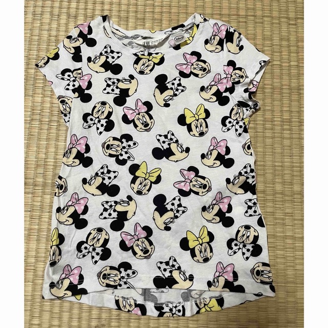 H&M(エイチアンドエム)のh&m ミニーちゃんTシャツ 120 キッズ/ベビー/マタニティのキッズ服女の子用(90cm~)(Tシャツ/カットソー)の商品写真