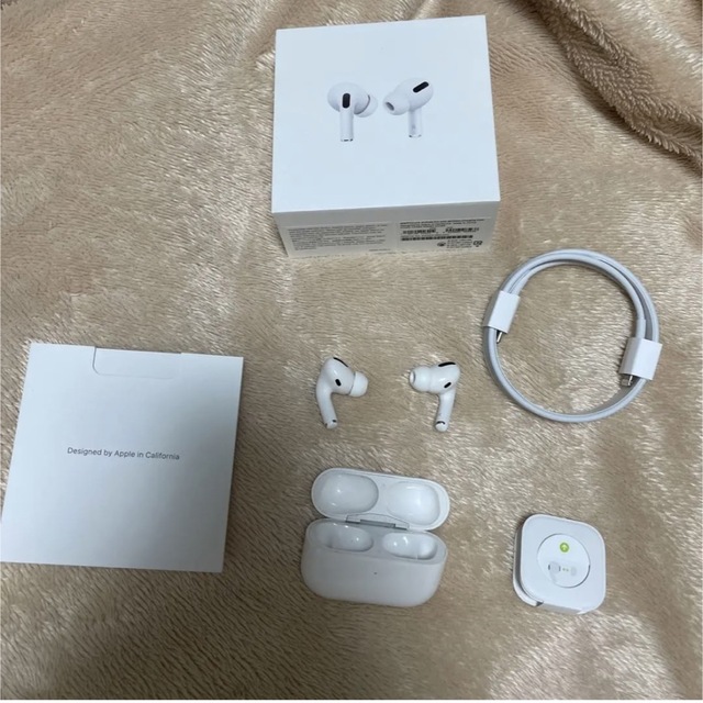 APPLE AirPods Pro ノイズキャンセリング付完全ワイヤレスイヤホン