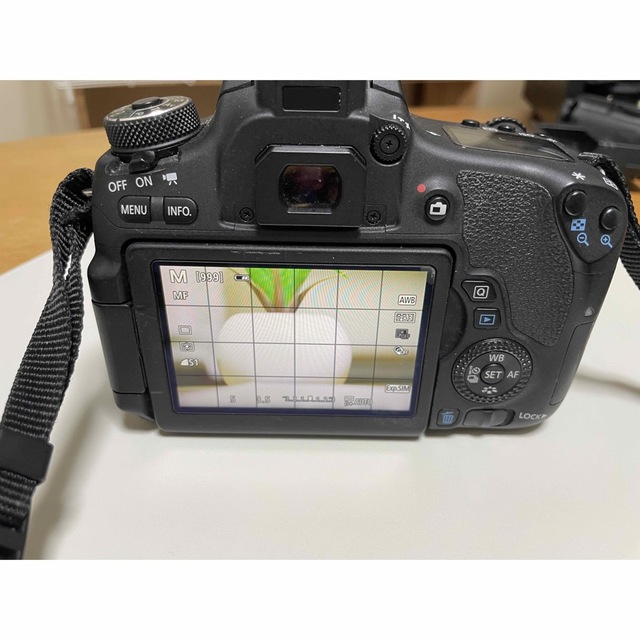 Canon(キヤノン)のCanon EOS 8000D スマホ/家電/カメラのカメラ(デジタル一眼)の商品写真