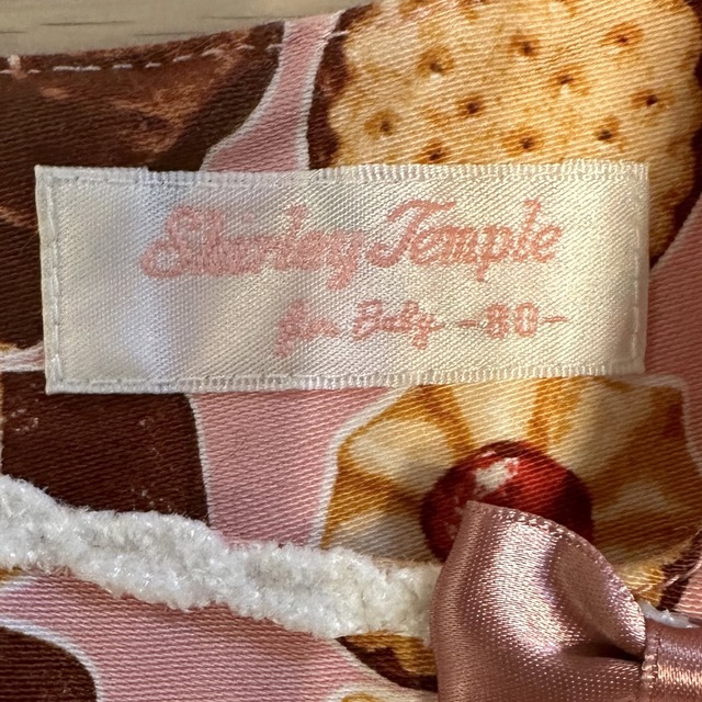 Shirley Temple(シャーリーテンプル)のシャーリーテンプル　お菓子のおうちプリントジャンパースカート　80cm キッズ/ベビー/マタニティのベビー服(~85cm)(ワンピース)の商品写真