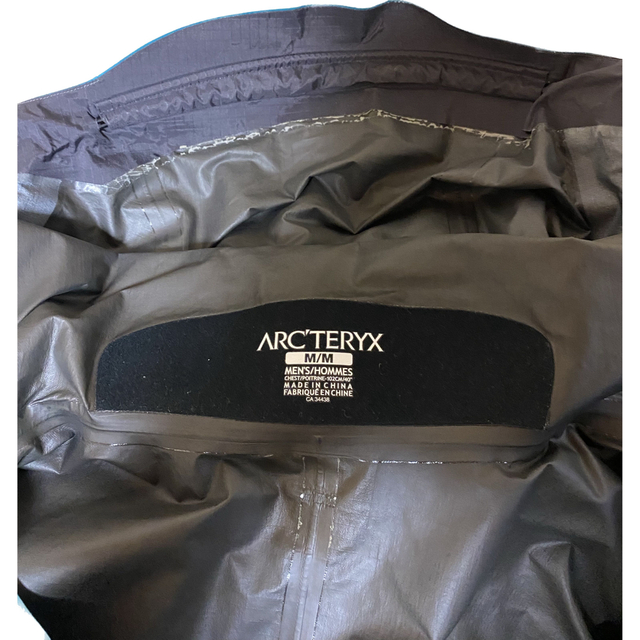 ARC'TERYX(アークテリクス)のアークテリクス　ベータ　SL マウンテンパーカー メンズのジャケット/アウター(マウンテンパーカー)の商品写真