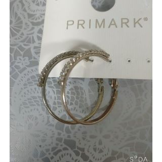 プライマーク(PRIMARK)の【新品】プライマーク★ピアス★ラインストーン★ゴールド(ピアス)