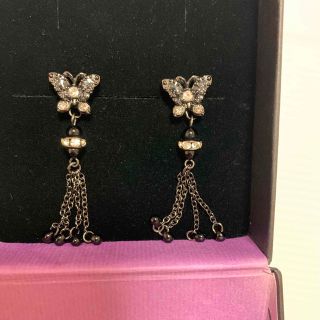 アナスイ(ANNA SUI)のANNA SUI アナスイ　蝶のピアス　ブラック黒(その他)