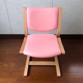 カリモク家具 - 美品❣️ベネッセカリモク 成長チェア 学習チェア 学習 ...