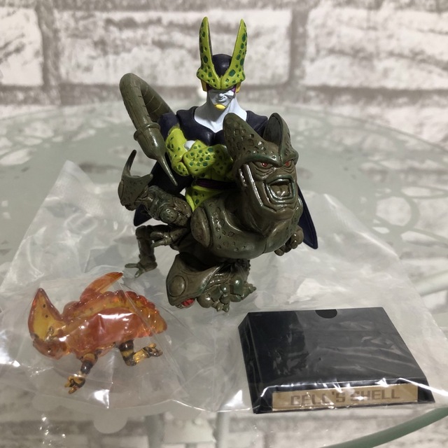 ドラゴンボール セル セルの抜け殻 フィギュア セット | フリマアプリ ラクマ