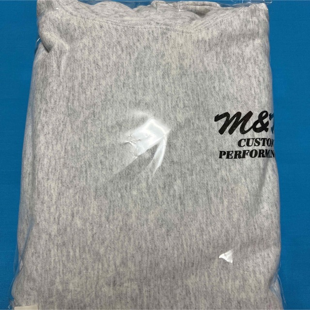 M&M(エムアンドエム)のM&M×MASSES SWEAT HOODED メンズのトップス(パーカー)の商品写真