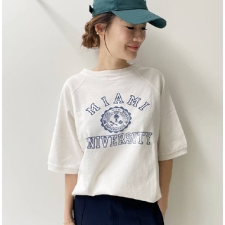 L'Appartement DEUXIEME CLASSE - 【REMI RELIEF/レミレリーフ】Print 1/2 Sleeve