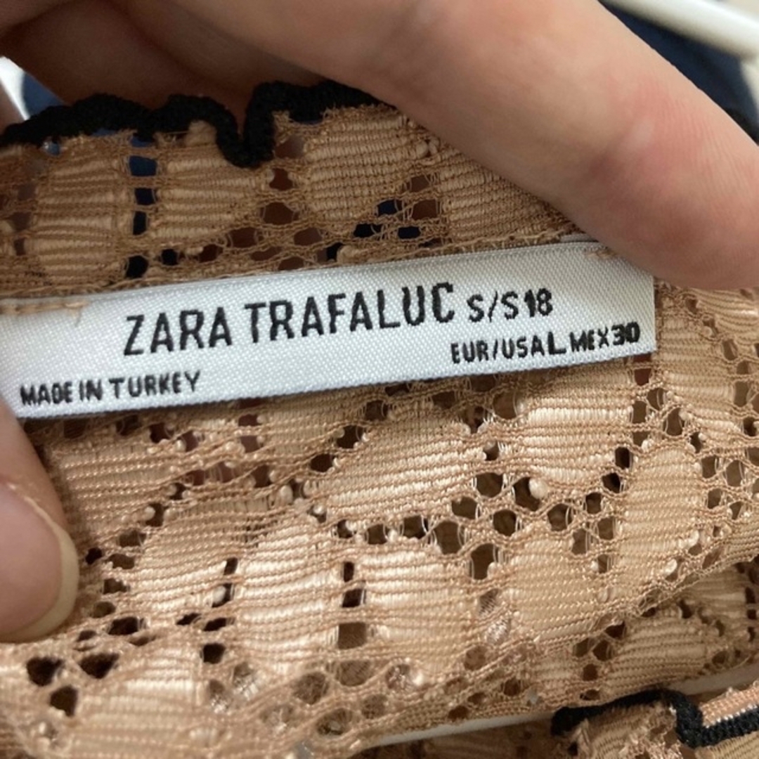 ZARA(ザラ)のZARA レースTシャツ　EUR /USA L サイズ レディースのトップス(Tシャツ(半袖/袖なし))の商品写真
