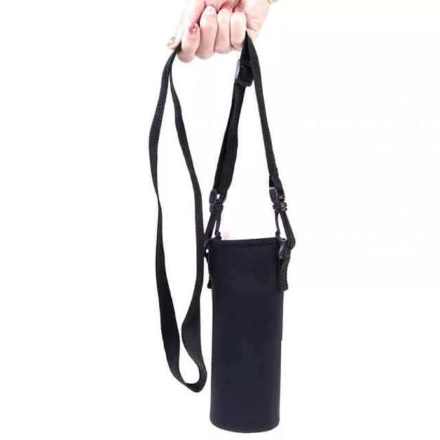 水筒カバー ケース 1リットル ペットボトル カバー ショルダーバッグ ブラックの通販 by ema♡即購入〇まとめ割NG|ラクマ 水筒カバー ケース 1リットル ペットボトル カバー ショルダーバッグ ブラック