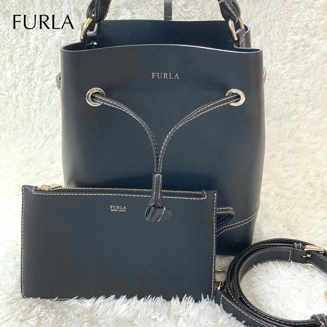 Furla(フルラ)の美品✨フルラ ステイシー 黒 ステッチ 2way ショルダー ハンドバッグ 巾着 レディースのバッグ(ショルダーバッグ)の商品写真