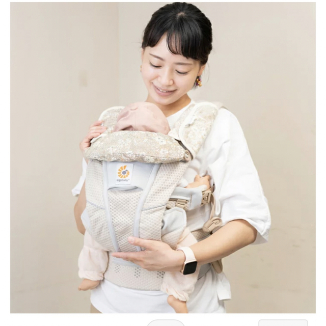 Ergobaby(エルゴベビー)の 【正規品】エルゴベビー オムニ ブリーズ Breeze抱っこ紐 キッズ/ベビー/マタニティの外出/移動用品(抱っこひも/おんぶひも)の商品写真