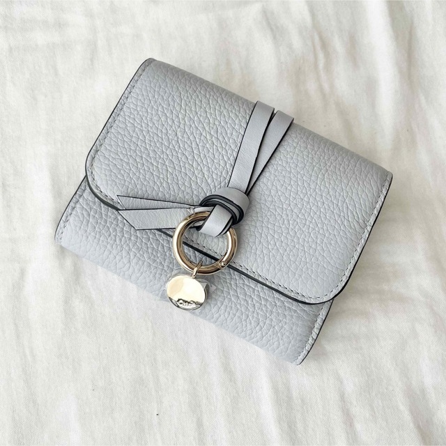 ☆Chloe☆「alphabet」スモールトリフォールド 財布 | vrealitybolivia.com