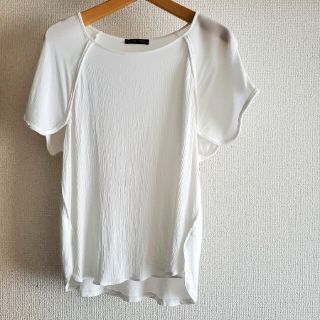 ザラ(ZARA)のZARA　Mサイズ　フレンチ袖　半袖　白のトップス(シャツ/ブラウス(半袖/袖なし))