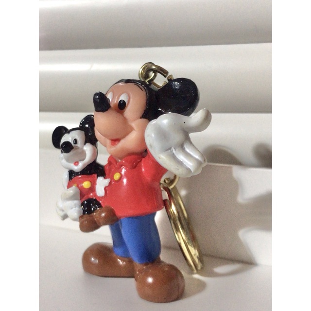 Disney(ディズニー)の昭和レトロミッキー キーホルダー アメトイ エンタメ/ホビーのおもちゃ/ぬいぐるみ(キャラクターグッズ)の商品写真