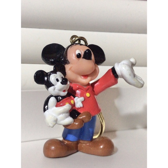 Disney(ディズニー)の昭和レトロミッキー キーホルダー アメトイ エンタメ/ホビーのおもちゃ/ぬいぐるみ(キャラクターグッズ)の商品写真