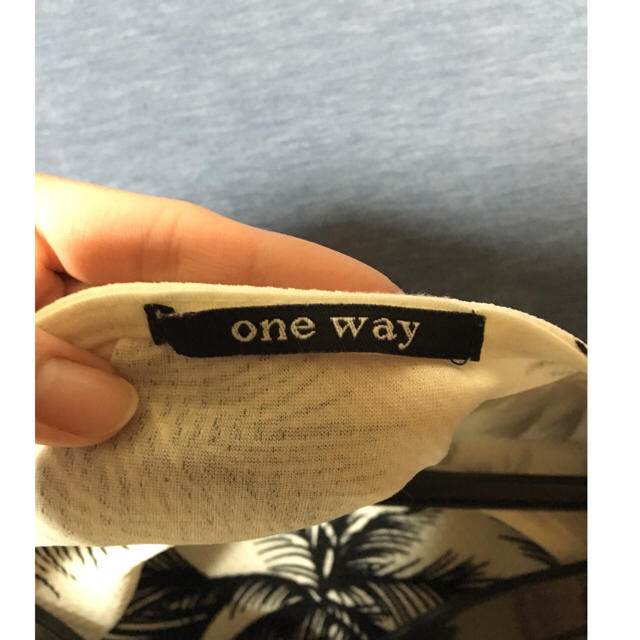 one*way(ワンウェイ)のoneway トップス 期間限定値下げ レディースのトップス(Tシャツ(半袖/袖なし))の商品写真