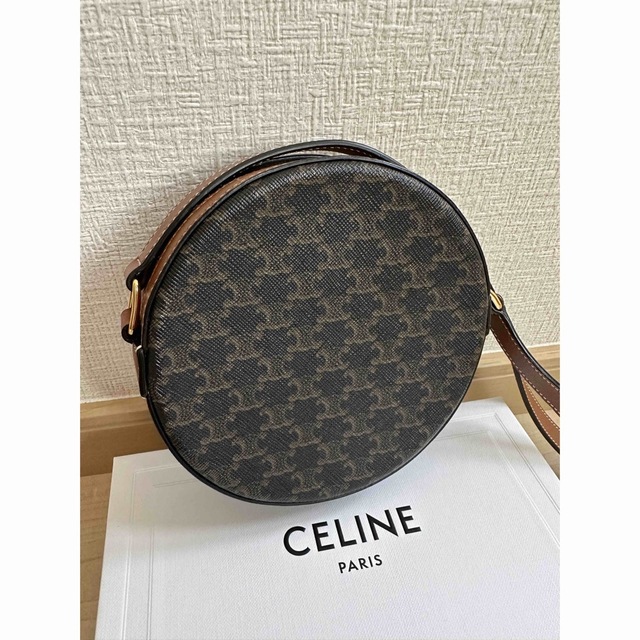 celine(セリーヌ)のセリーヌ・CELINEトリオンフキャンバス ラウンドポシェット美品！！ レディースのバッグ(ショルダーバッグ)の商品写真