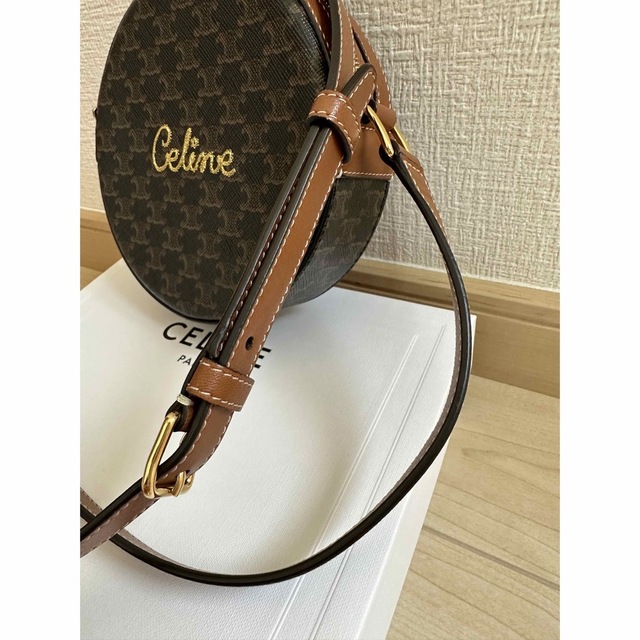 celine(セリーヌ)のセリーヌ・CELINEトリオンフキャンバス ラウンドポシェット美品！！ レディースのバッグ(ショルダーバッグ)の商品写真