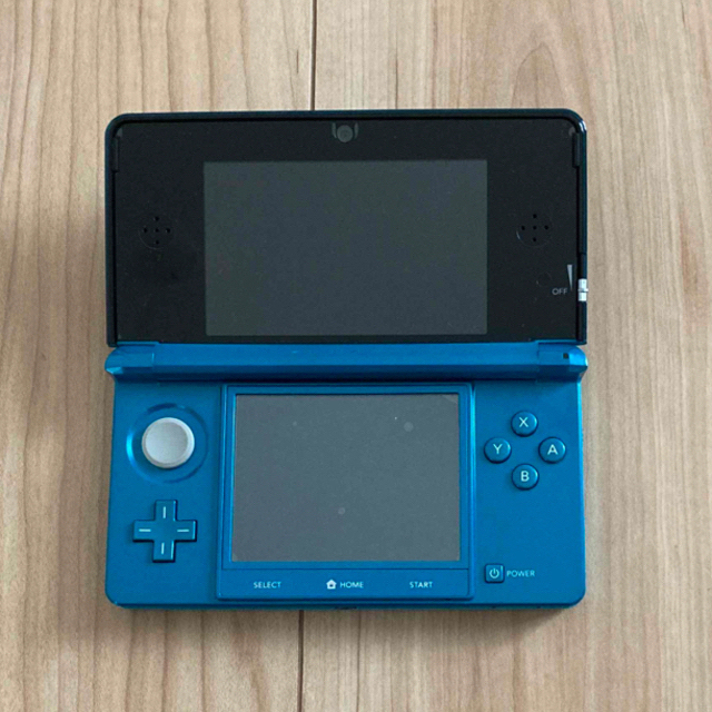 lf7384 Plz Read Item Condi Nintendo 3DS Pure White Console
