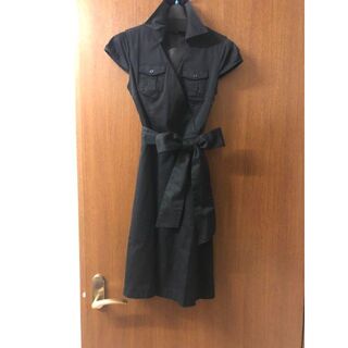 ワンピースレディース　襟　ウエストリボン　フレアースカート　Mサイズ　ブラック(ひざ丈ワンピース)
