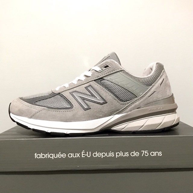 New Balance(ニューバランス)の【SALE】NEW BALANCE  ニューバランス990v5/26.5㎝ メンズの靴/シューズ(スニーカー)の商品写真