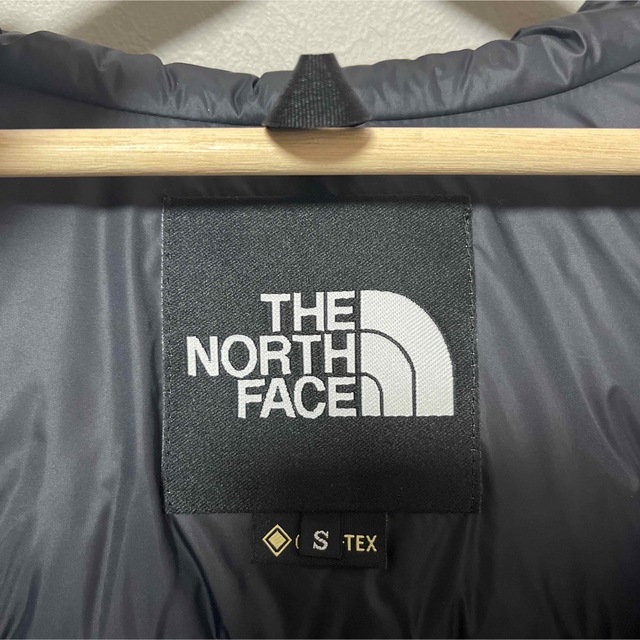 THE NORTH FACE(ザノースフェイス)のかずたか821202様専用 美品 ノースフェイスマウンテンダウン Sニュートープ メンズのジャケット/アウター(ダウンジャケット)の商品写真