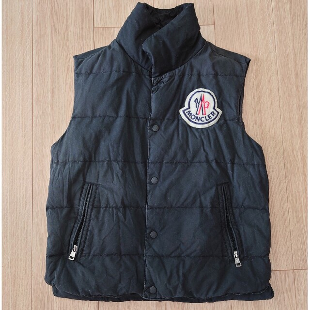 MONCLER(モンクレール)のMONCLER　コムデギャルソン　ダウンベスト メンズのジャケット/アウター(ダウンベスト)の商品写真