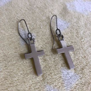 Dior(クロス ・ ピアス)のフリマアイテム一覧 Dior(クロス ・ ピアス)のフリマアイテム一覧