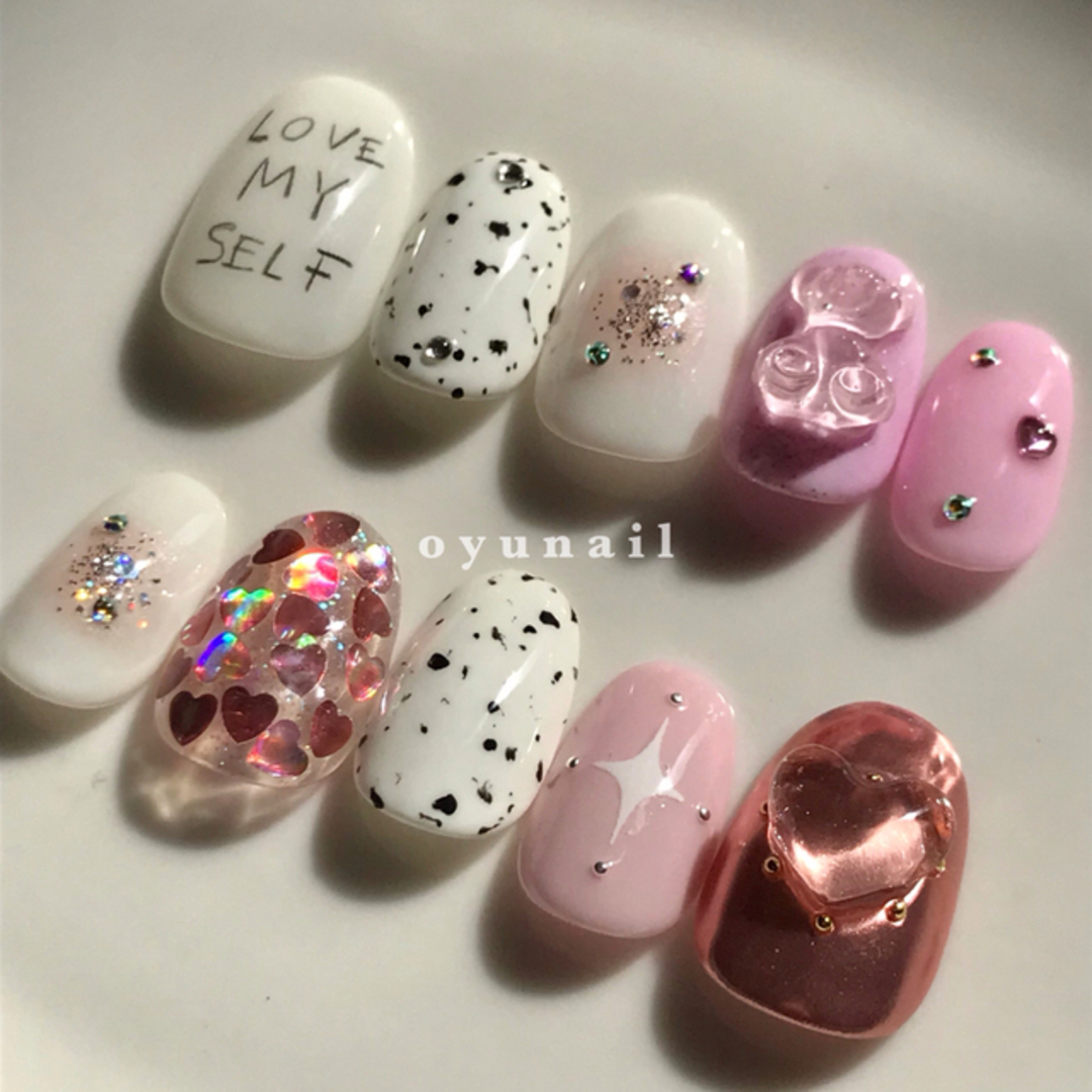 【現品】Bebe｜韓国　韓国風　ネイルチップ　落書き　手書き　ピンク　ハート