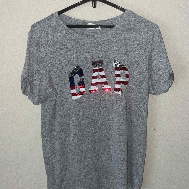 GAP(ギャップ)のGAPキャップTシャツ レディースのトップス(Tシャツ(半袖/袖なし))の商品写真