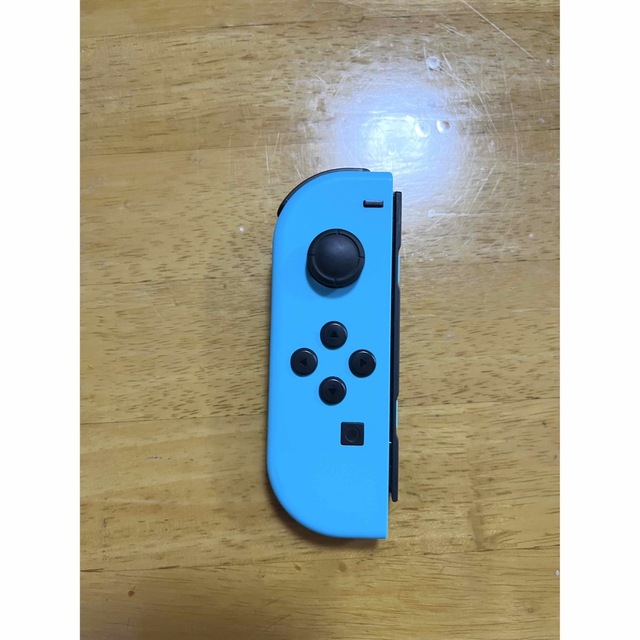 Nintendo Switch(ニンテンドースイッチ)の【ジャンク品】Nintendo Switch  ジョイコン　左のみ　 エンタメ/ホビーのゲームソフト/ゲーム機本体(家庭用ゲーム機本体)の商品写真