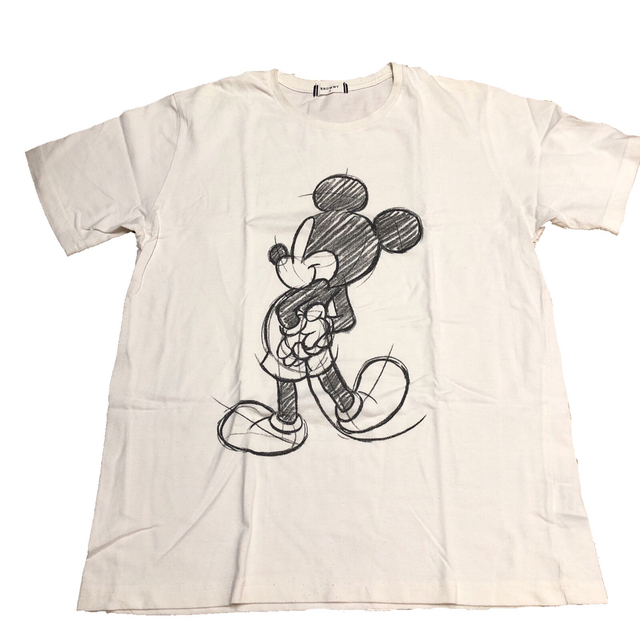 Disney(ディズニー)のミッキー  Ｔシャツ   半袖   長袖　三枚セット メンズのトップス(Tシャツ/カットソー(半袖/袖なし))の商品写真