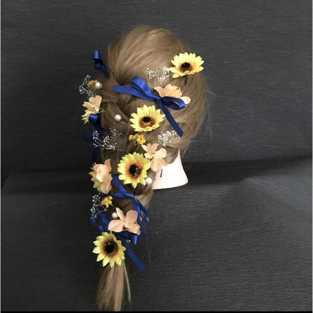 ひまわり かすみ草　ヘッドドレス　結婚式  成人式  卒業式  髪飾り　向日葵 ハンドメイドのウェディング(ヘッドドレス/ドレス)の商品写真