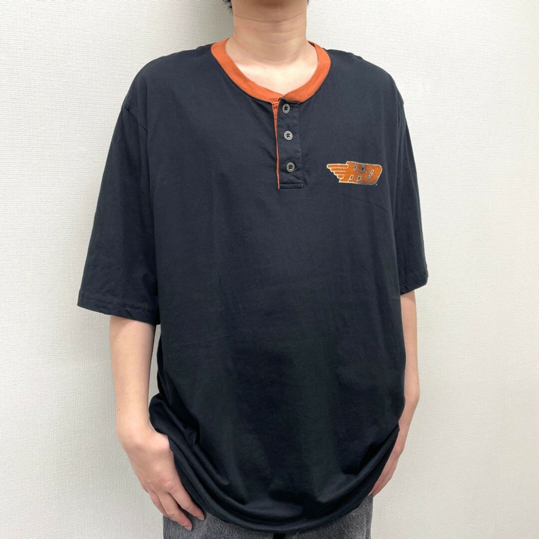 ハーレー ダビッドソン HARLEY-DAVIDSON ヘンリーネック Tシャツ 半袖 ショートスリーブ ロゴ プリント サイズ：3XL ブラック×オレンジ   mellow