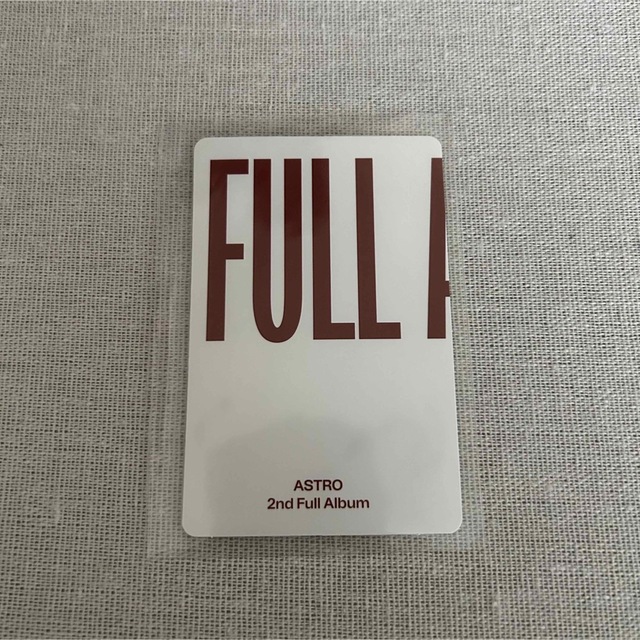 ASTRO(アストロ)のASTRO チャウヌ ウヌ トレカ エンタメ/ホビーのCD(K-POP/アジア)の商品写真
