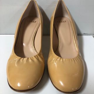 バリー(Bally)の【未使用に近い】BALLY パンプス　22.5㎝(ハイヒール/パンプス)