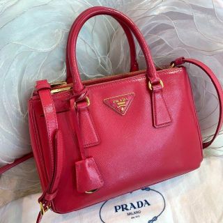 プラダ(PRADA)の☆美品☆PRADA サフィアーノヴェルニーチェ 2WAYショルダーバッグ ピンク(ショルダーバッグ)