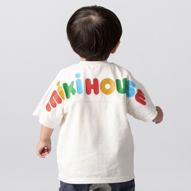 mikihouse(ミキハウス)の【新品未使用！】ミキハウス　バックロゴ半袖Tシャツ　120cm キッズ/ベビー/マタニティのキッズ服男の子用(90cm~)(Tシャツ/カットソー)の商品写真