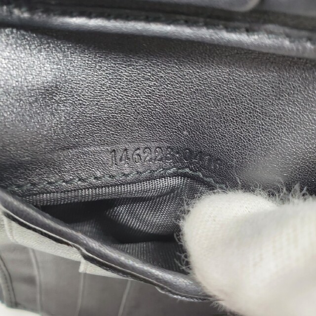 美品】 GUCCI グッチ シマ 2つ折り財布 財布 レザー ブラック 黒 美品】 GUCCI グッチ シマ 2つ折り財布 財布 レザー ブラック 黒