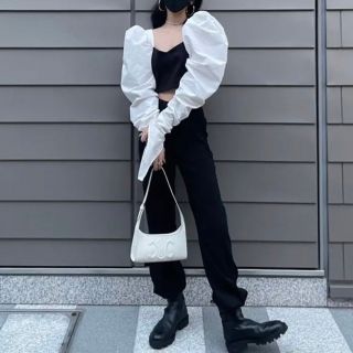 SNIDEL - MELT THE LADY コントラストカットアウトトップスの