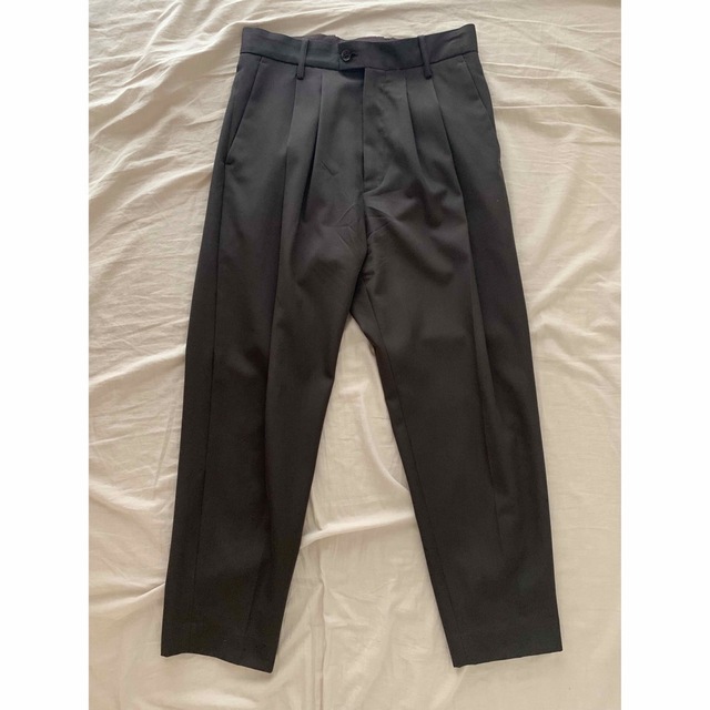 stein(シュタイン)のstein WIDE TAPERED TROUSERS メンズのパンツ(スラックス)の商品写真