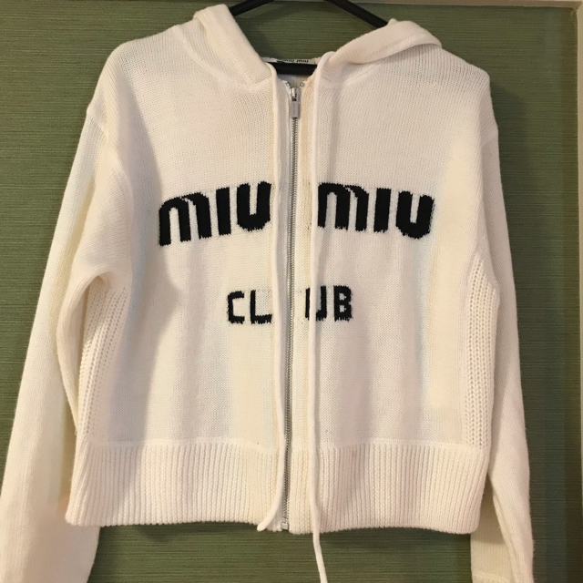 miumiu ニットパーカー