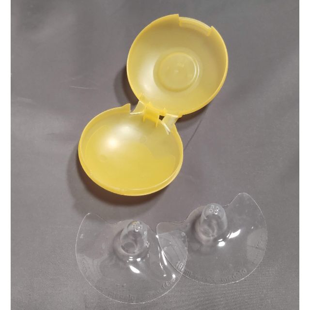 medela(メデラ)の再値下！medela メデラ ニップルシールド　乳頭保護器　16mm キッズ/ベビー/マタニティの授乳/お食事用品(その他)の商品写真