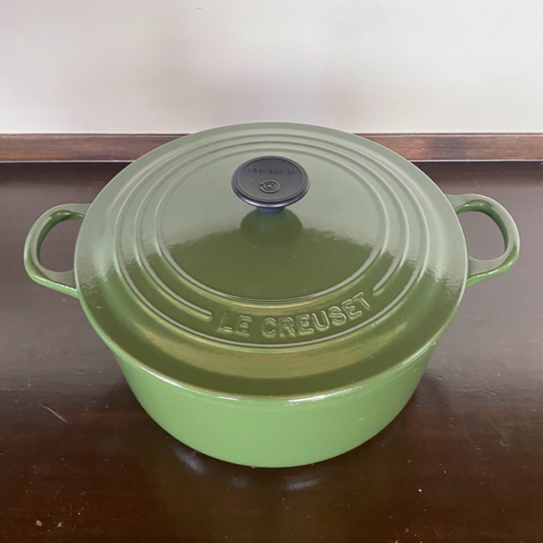 ル・クルーゼ(Le Creuset)  鍋 22cm