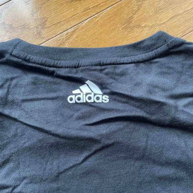 adidas(アディダス)の【アディダスadidas】レディースTシャツ　 Mサイズ レディースのトップス(Tシャツ(半袖/袖なし))の商品写真