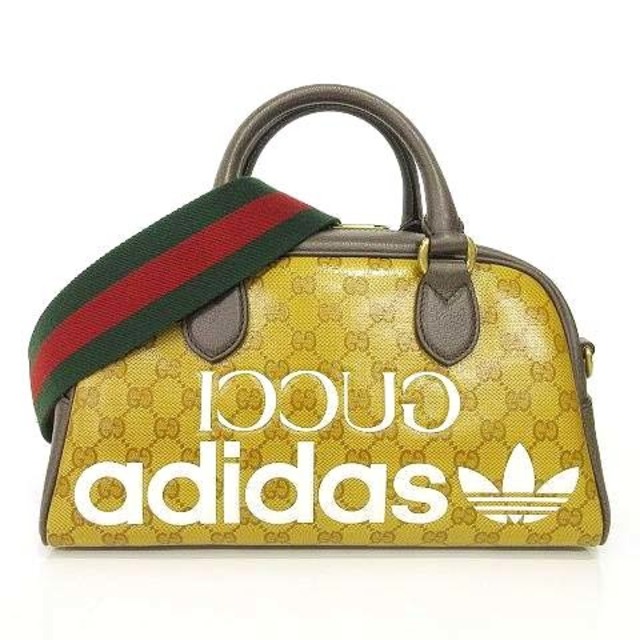 Gucci - グッチ × アディダス 美品 22AW ダッフルバッグ GGクリスタル