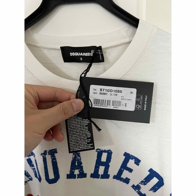 DSQUARED2(ディースクエアード)の2022AW DSQUARED2 Tシャツ 新品未使用 サイズS メンズのトップス(Tシャツ/カットソー(半袖/袖なし))の商品写真