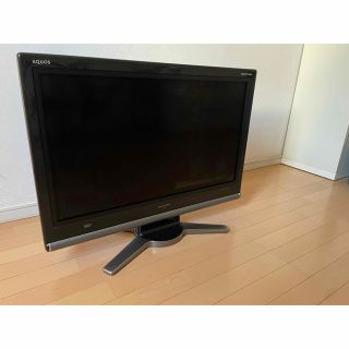 アクオス(AQUOS)のシャープ　AQUOS アクオス　液晶カラーテレビ　32インチ　2008年製(テレビ)