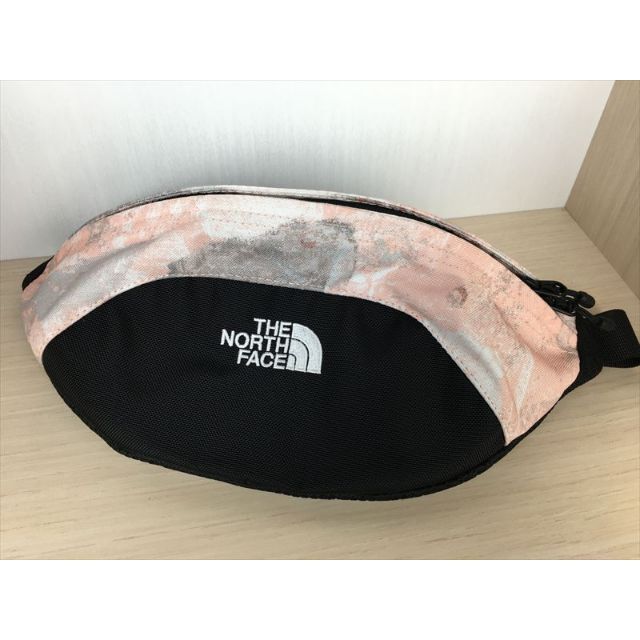 THE NORTH FACE(ザノースフェイス)のTHE NORTH FACE Granule ウエストバック 新品 (45) レディースのバッグ(ボディバッグ/ウエストポーチ)の商品写真